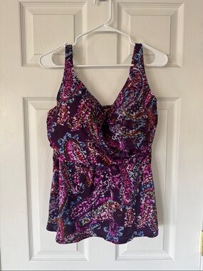 Land's End Purple Paisley V-Neck Tankini Swimsuit - built in underwire bra sz 14